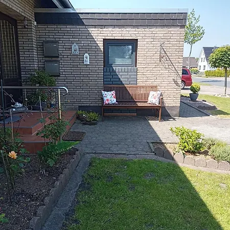 Zwei Finken In By Interhome Daire *