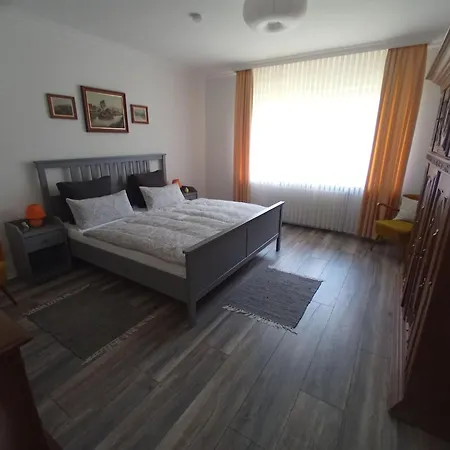Zwei Finken In By Interhome * Wiesmoor