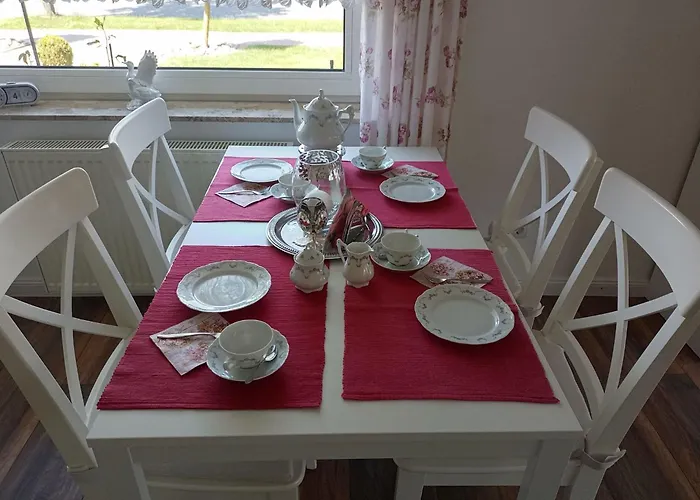 Zwei Finken In By Interhome